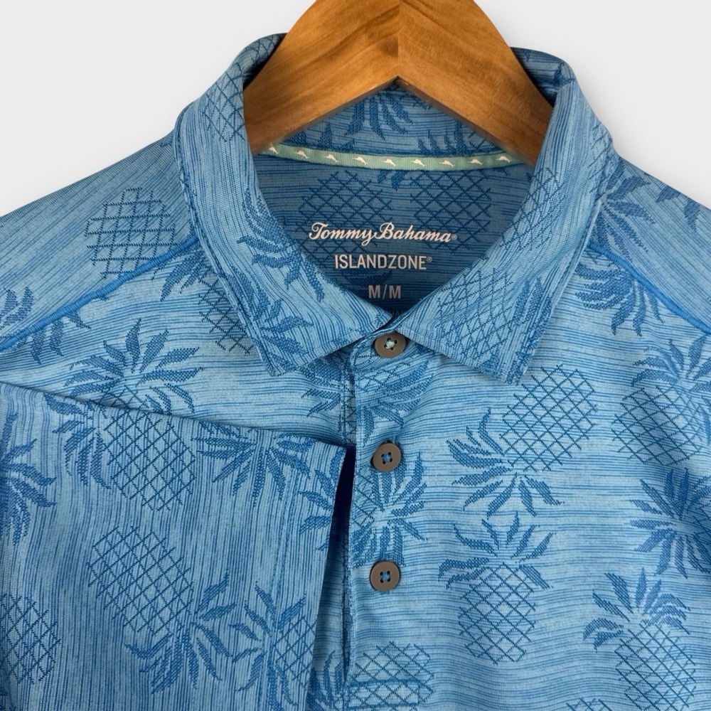 Tommy Bahama‎ Shirt Mens Medium Blue Island Zone Pineapple Performance Golf Polo